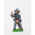 Union or Confederate: Infantry in Slouch Hat & Tunic with full pack and equipment:Loading 0