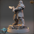 Daybreak Miniatures - The Wintershadows of Frostfang Hold : Torsten Ironhelm [32mm] 1