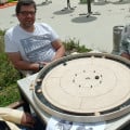 Pack Crokinole 'Lite' Complet + Kit de fixation mural 6